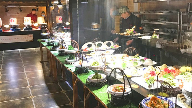 在选择食品代加工公司时，首先要关注其资质与实力。包括但不限于：
